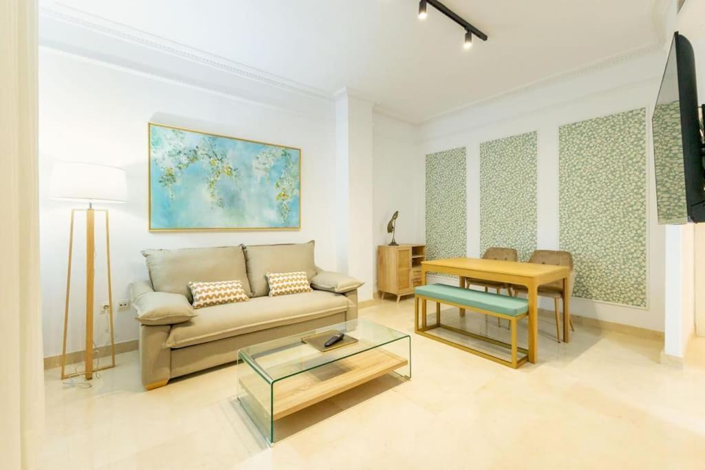 Imperial Central Suite By Valcambre Sevilla Exterior foto